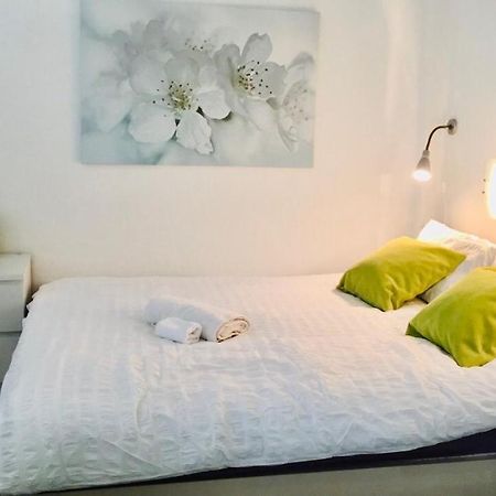Aparthotel Square Prague 1 Bagian luar foto